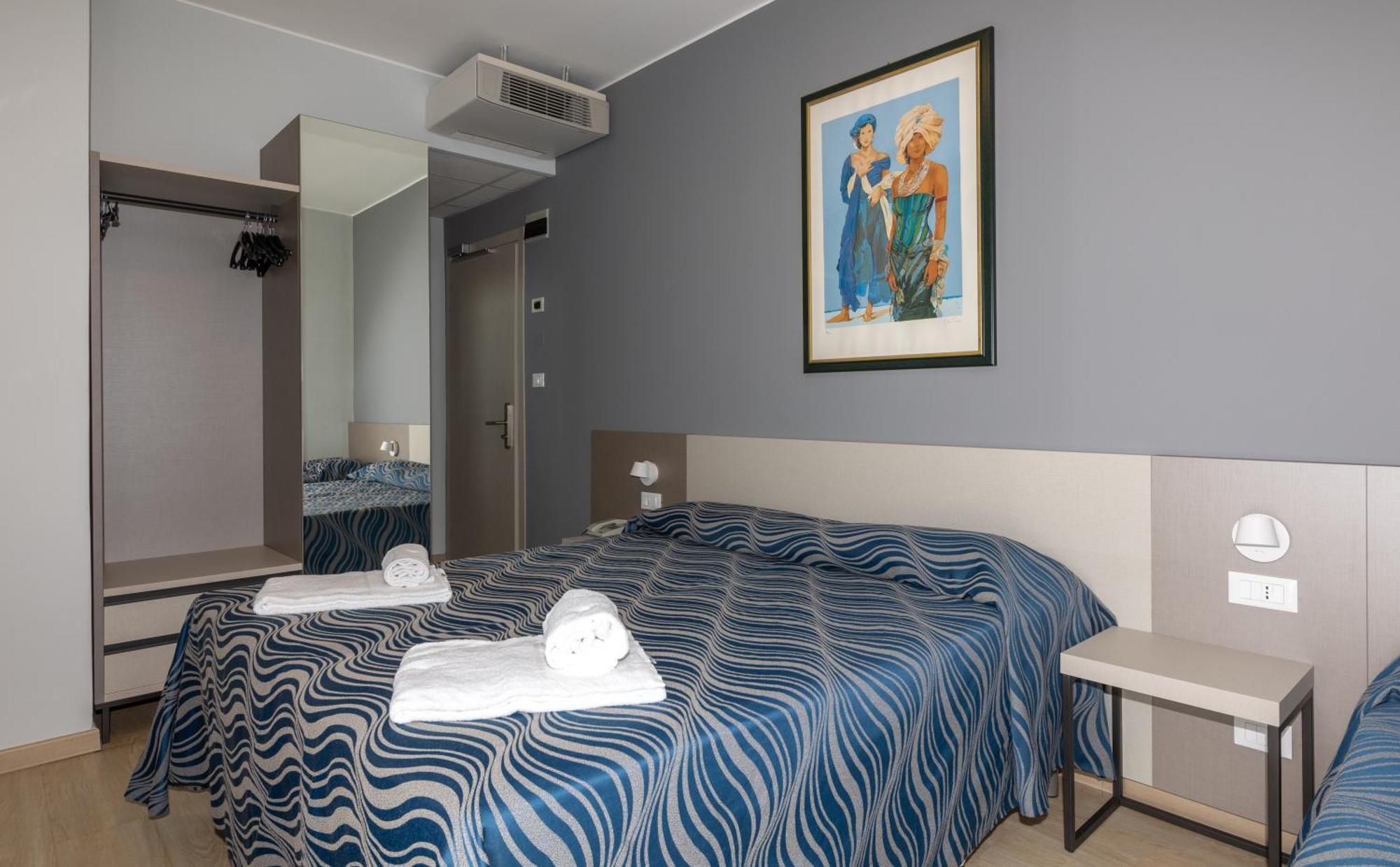 Hotel Nember Lido di Jesolo Exterior foto